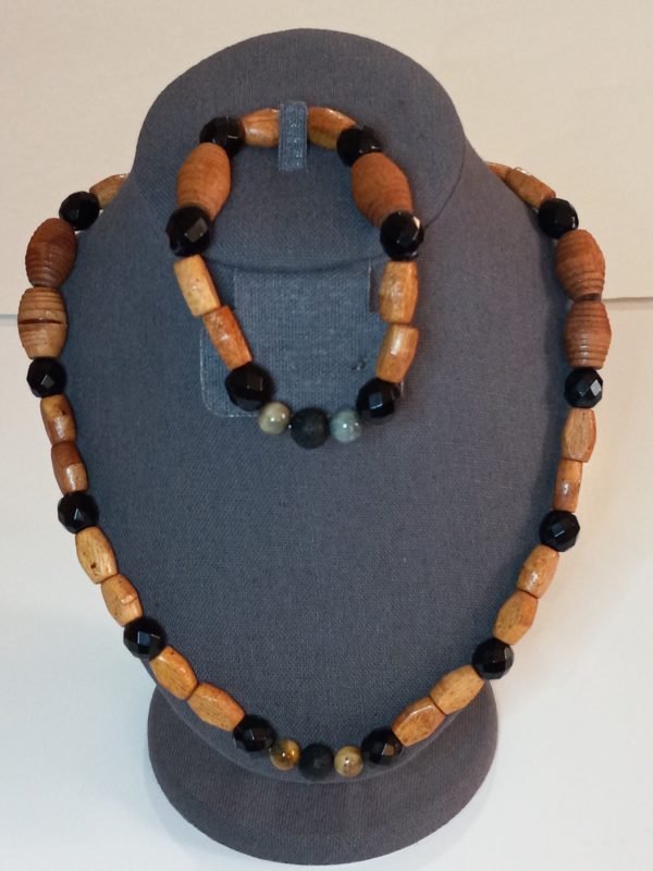 Wooden Cat's Eye Necklace & Bracelet Set